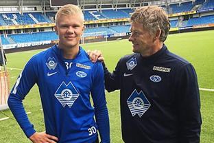 白月光小众游戏，靠什么能在二十年后搞重制？