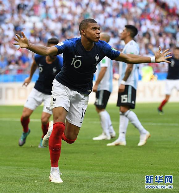 [天下足球]握手言和 勒沃库森战平圣保利