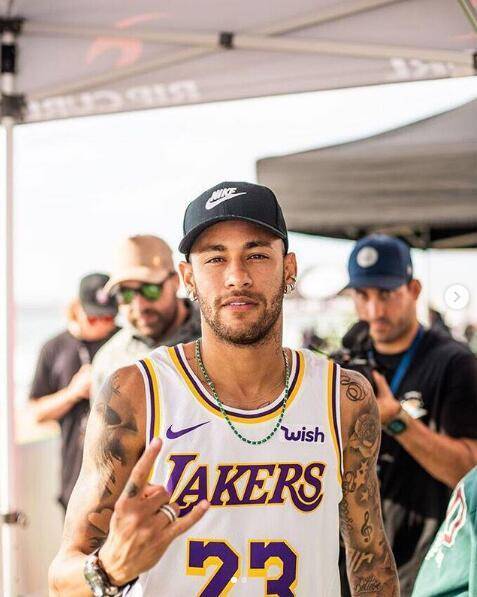 意甲-魔笛首球阿莱格里红牌 米兰1-0博洛尼亚