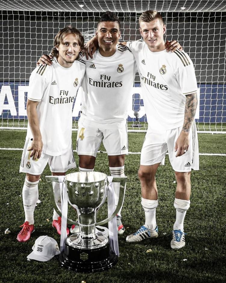 火箭98-111国王！阿门31分成毒药，杜兰特眼神空洞，西部第七警钟拉响