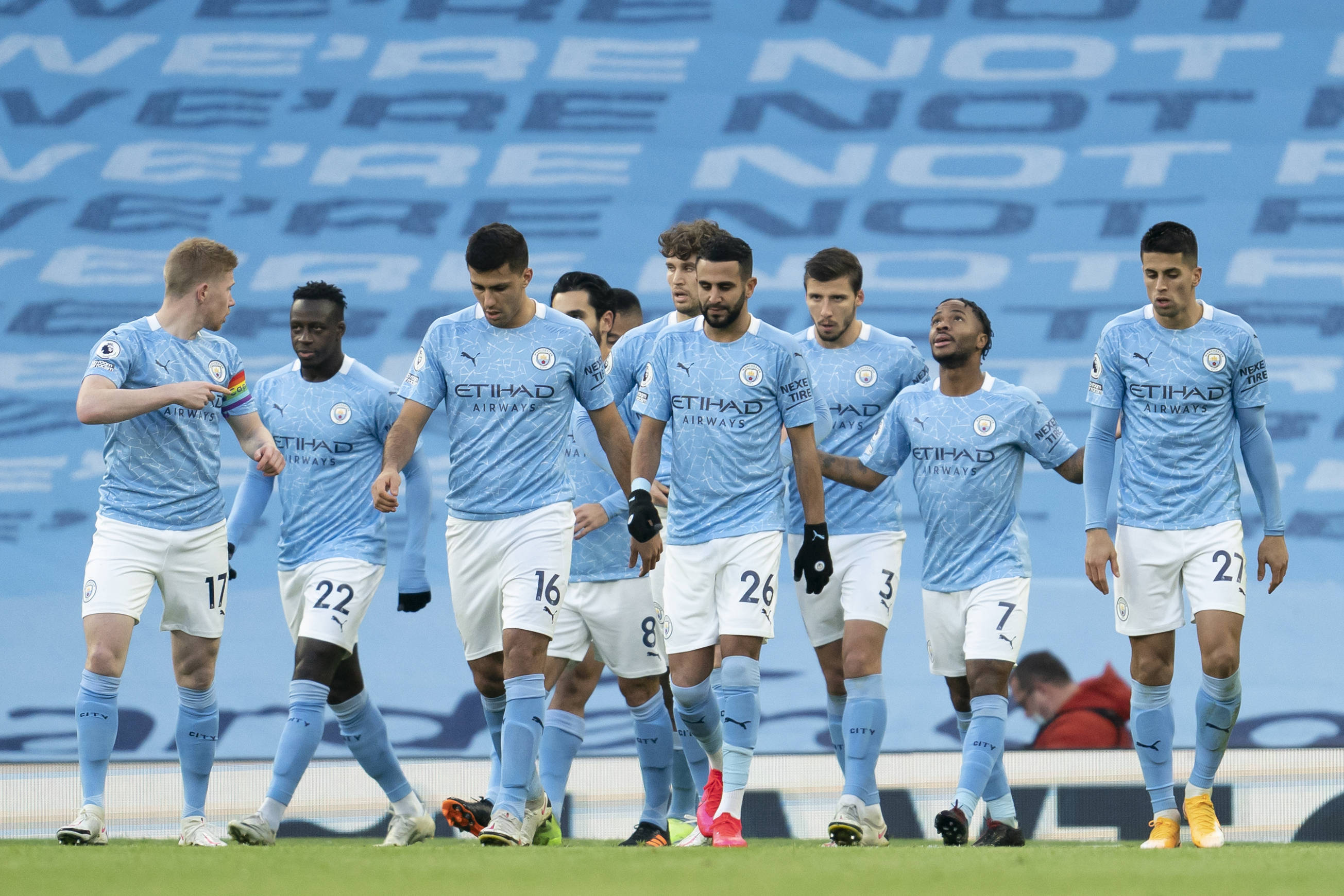 足总杯神剧情！曼城10-1两位数踢疯了！业余球队竟爆冷淘汰水晶宫