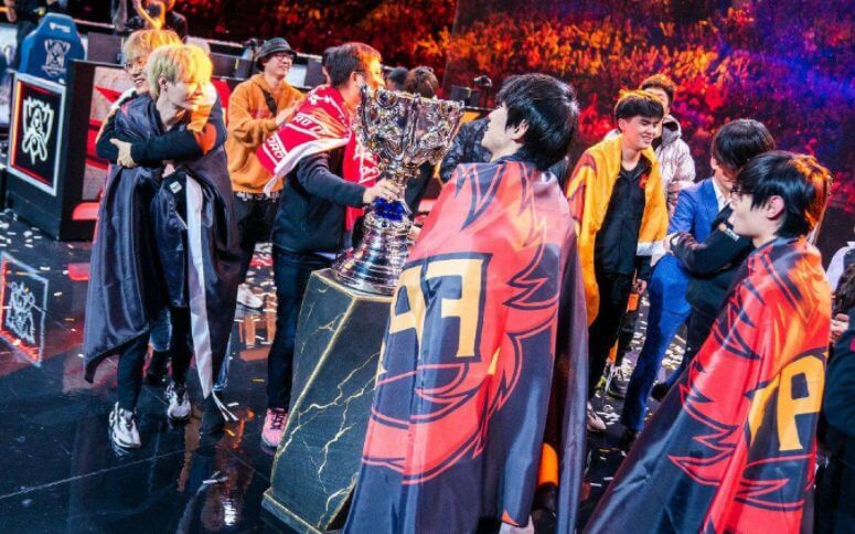 【赛前预告】2025LPL春季赛 1月25日 EDG vs TT